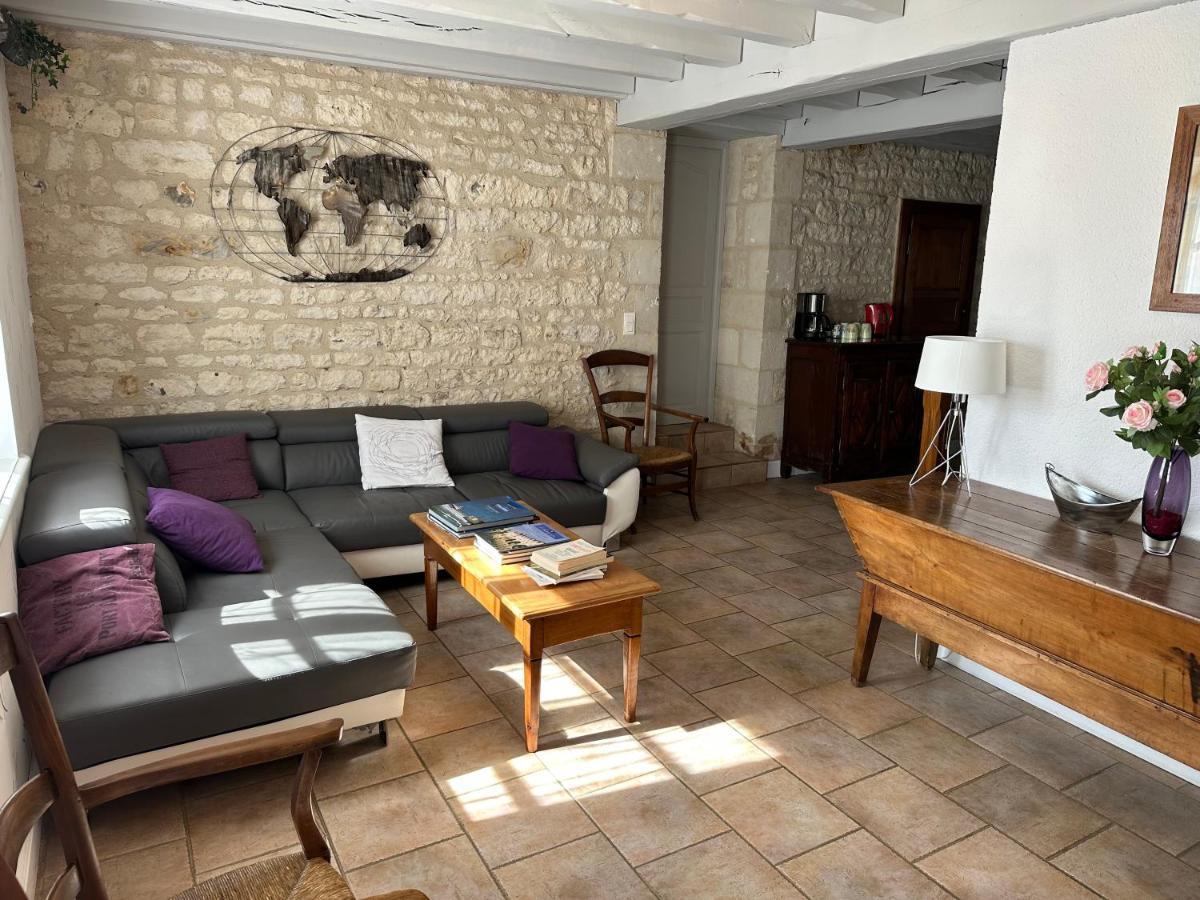 Chambres d'hôtes du puy d'anché Sauzé-Vaussais Exterior foto